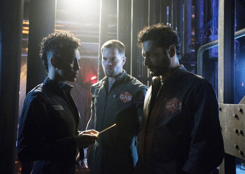 The Expanse : Fotoğraf Cas Anvar, Dominique Tipper, Wes Chatham