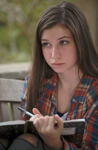 Fotoğraf Katelyn Nacon
