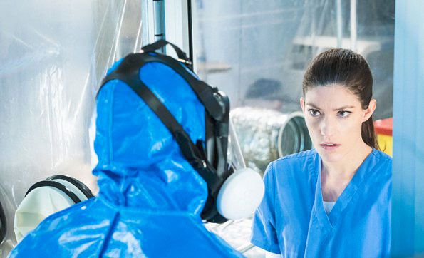 Limitless : Fotoğraf Jennifer Carpenter