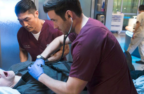 Chicago Med : Fotoğraf Colin Donnell, Brian Tee