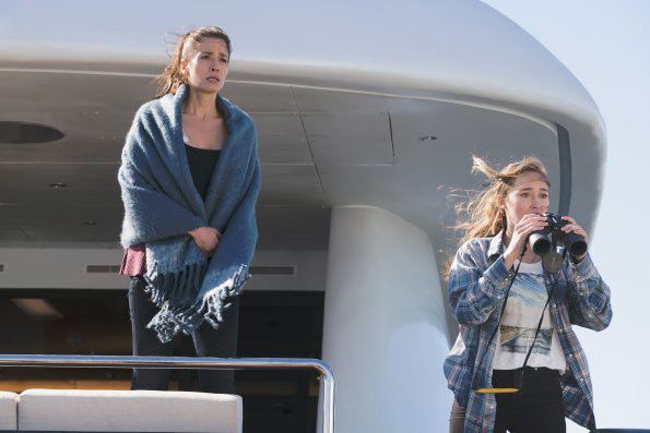 Fear The Walking Dead : Fotoğraf Mercedes Mason, Alycia Debnam-Carey