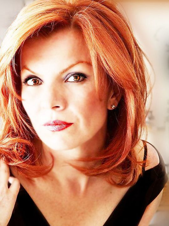 Afiş Gökçe Ellialtıoğlu