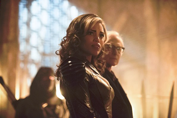 DC's Legends of Tomorrow : Fotoğraf Victor Garber, Ciara Renée