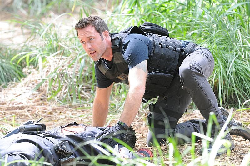 Fotoğraf Alex O'Loughlin