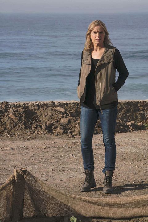 Fear The Walking Dead : Fotoğraf Kim Dickens