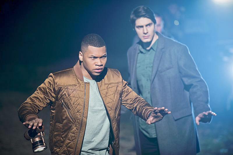 DC's Legends of Tomorrow : Fotoğraf Franz Drameh, Brandon Routh