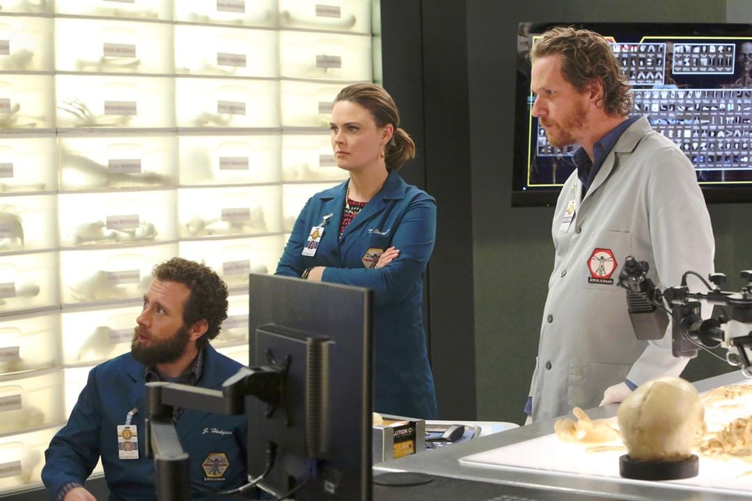 Fotoğraf Brian Klugman, T.J. Thyne, Emily Deschanel