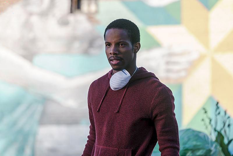 Containment : Fotoğraf Demetrius Bridges