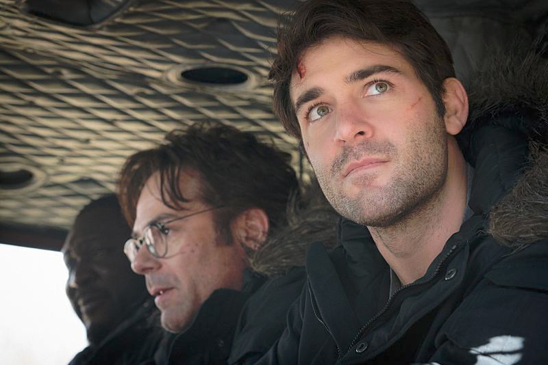 Zoo : Fotoğraf James Wolk, Billy Burke