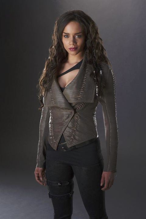 Fotoğraf Hannah John-Kamen