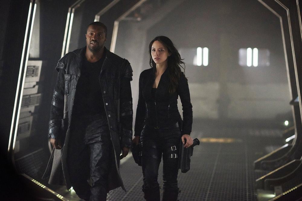 Fotoğraf Melissa O'Neil, Roger Cross