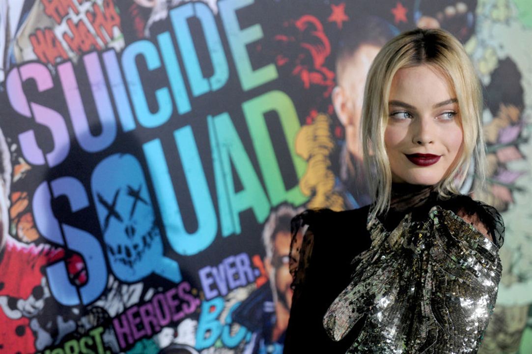 Suicide Squad: Gerçek Kötüler : Vignette (magazine) Margot Robbie