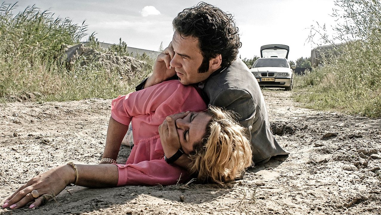 Schneider Bax’a Karşı : Fotoğraf Tom Dewispelaere, Annet Malherbe