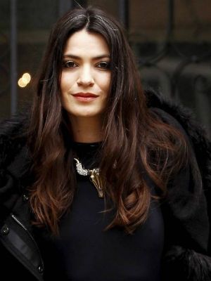 Afiş Maria Manoella