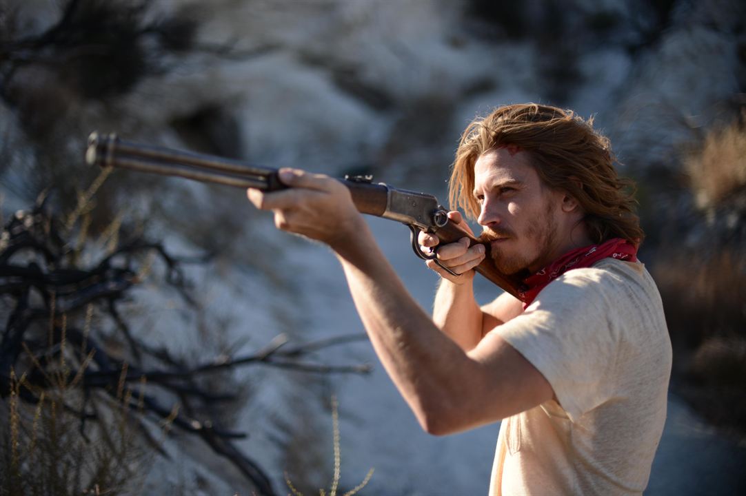 Mojave : Fotoğraf Garrett Hedlund