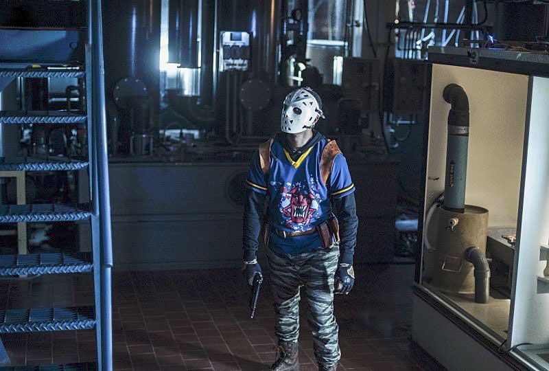 Arrow : Fotoğraf Rick Gonzales