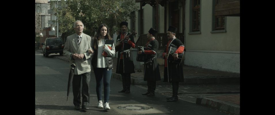Orhan Pamuk’a Söylemeyin Kars’ta Çektiğim Filmde Kar Romanı da Var : Fotoğraf