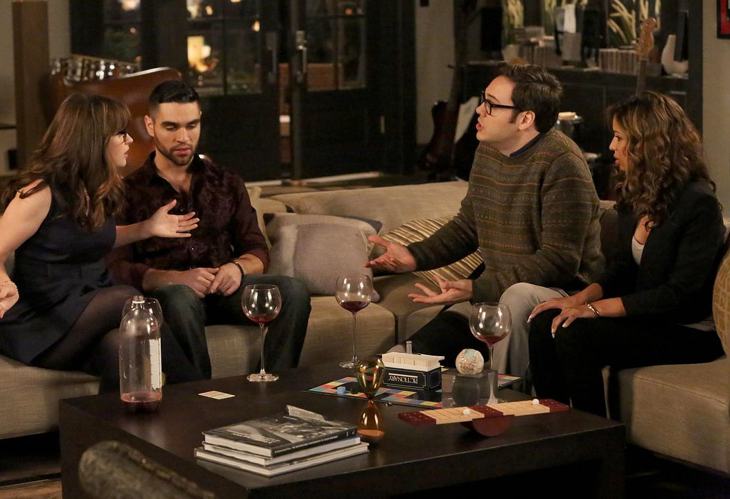 Fotoğraf Nelson Franklin, Brytni Sarpy, George Lako, Zooey Deschanel