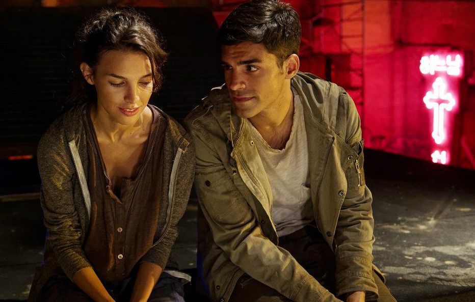 Fotoğraf Sean Teale, Denyse Tontz