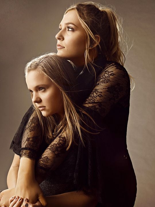 Fotoğraf Lennon Stella, Maisy Stella