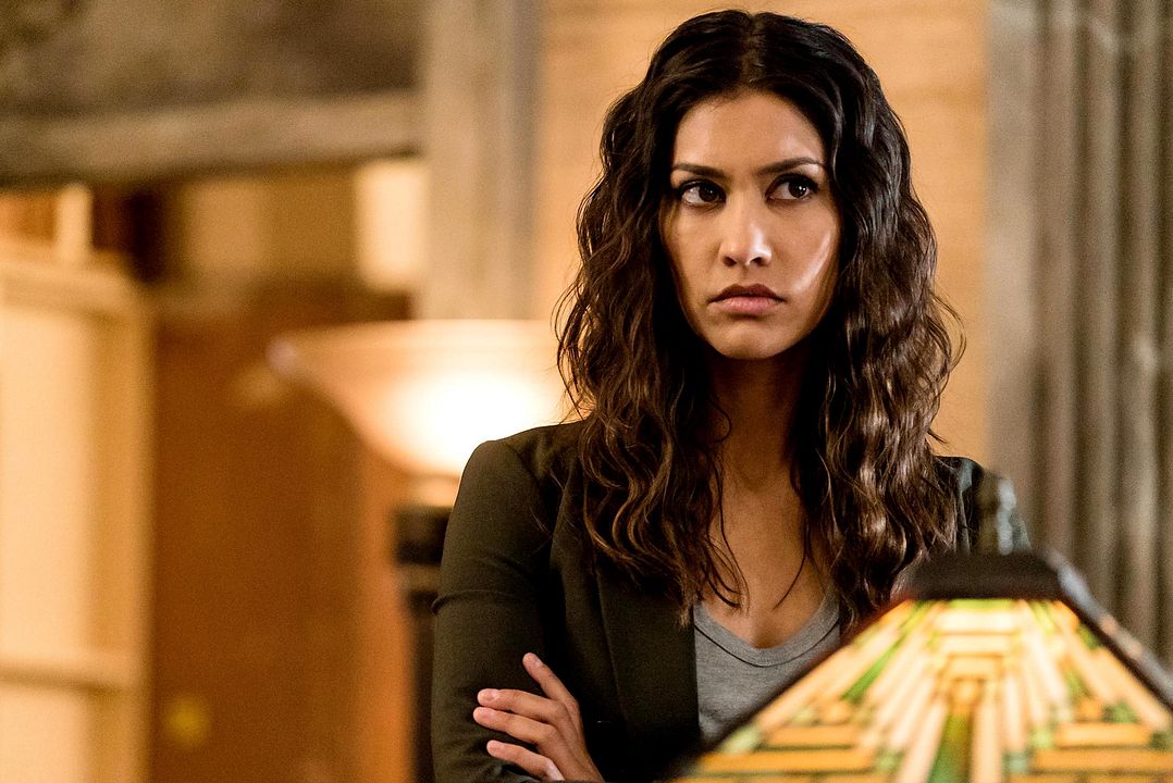 Fotoğraf Janina Gavankar