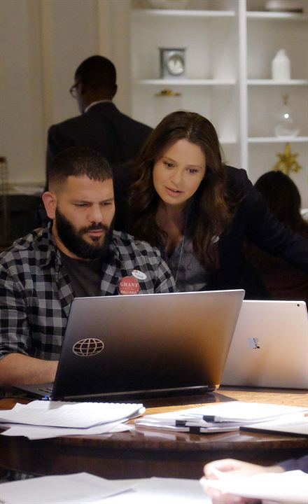 Fotoğraf Katie Lowes, Guillermo Díaz