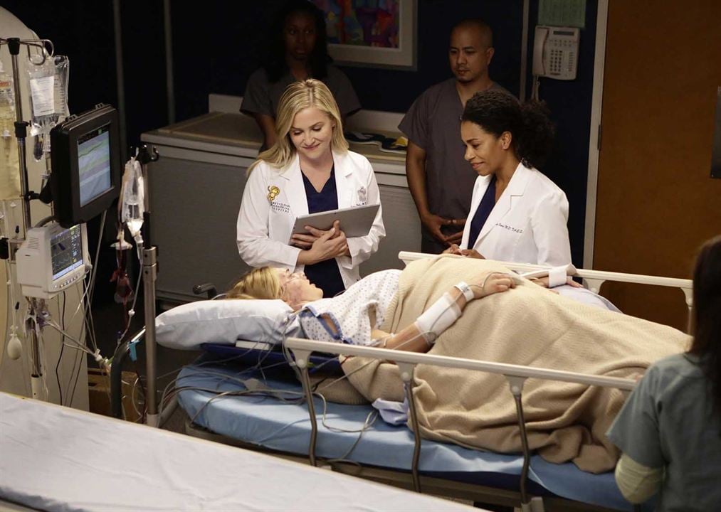 Fotoğraf Jessica Capshaw, Kelly McCreary