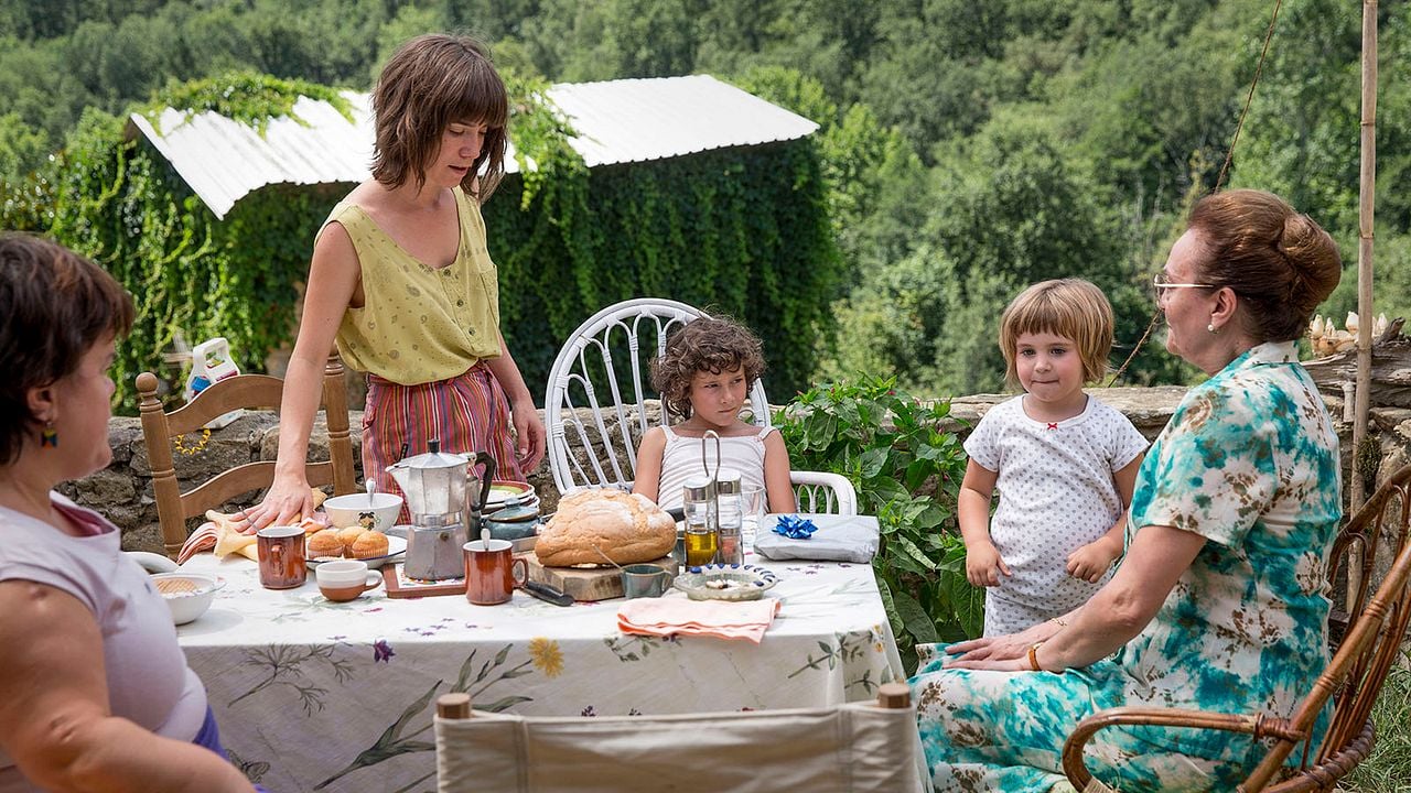 ‘93 Yazı : Fotoğraf Bruna Cusí, Isabel Rocatti, Laia Artigas, Paula Robles