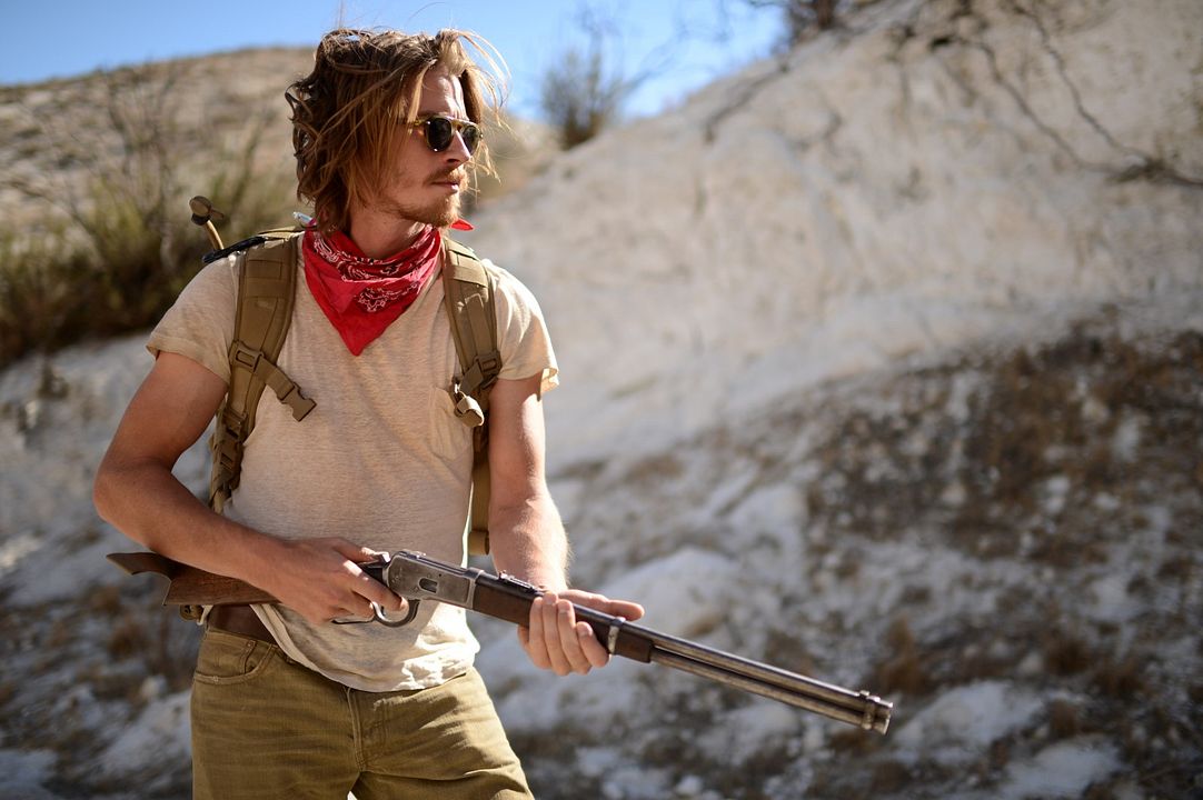 Mojave : Fotoğraf Garrett Hedlund
