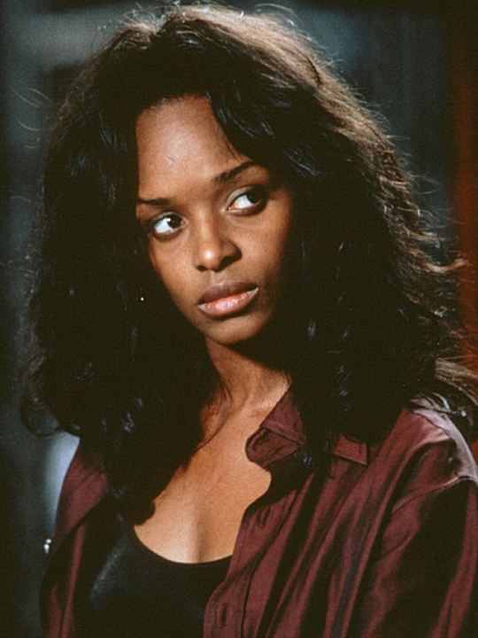 Afiş N'Bushe Wright