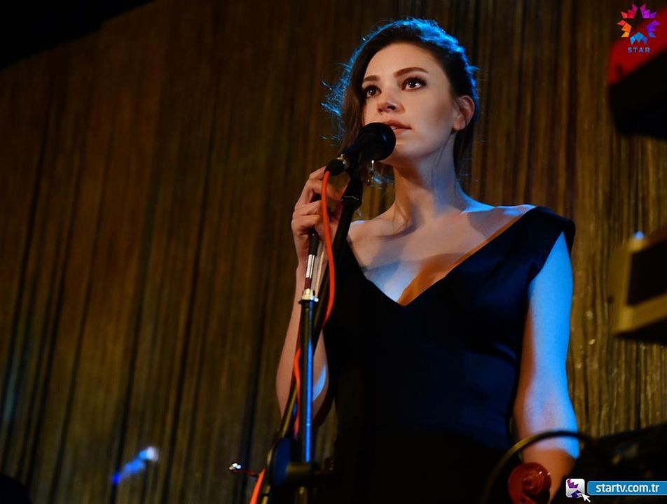 İstanbullu Gelin : Vignette (magazine)