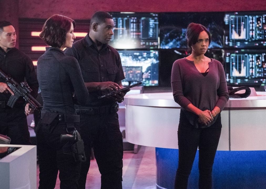 Fotoğraf Chyler Leigh, David Harewood, Sharon Leal