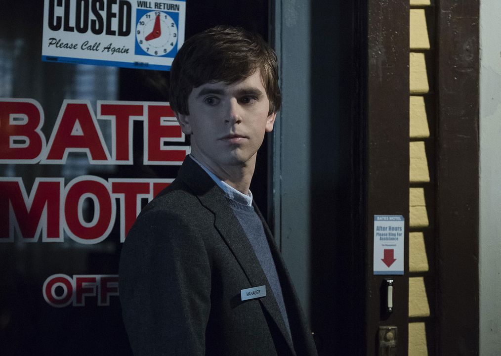 Fotoğraf Freddie Highmore