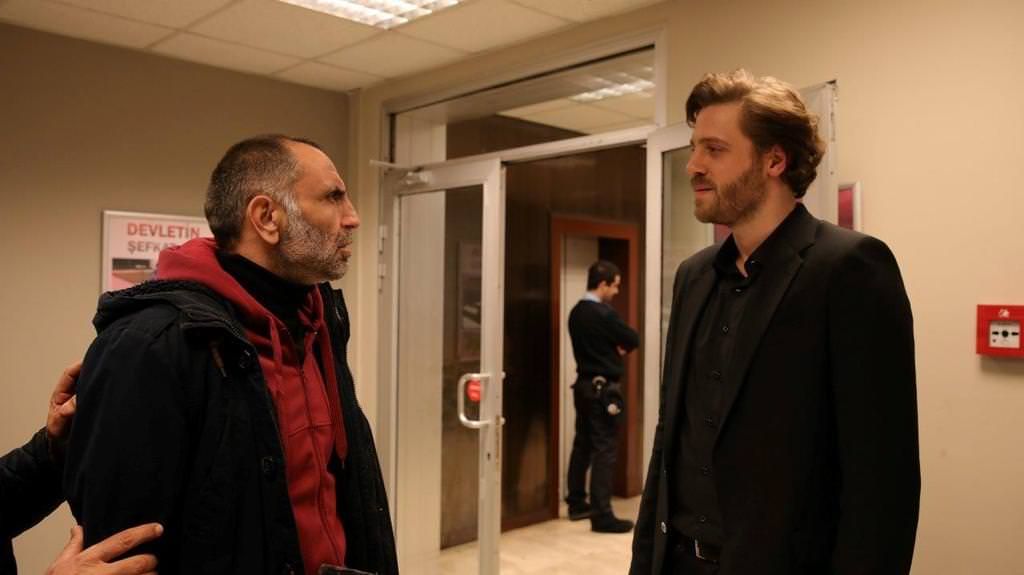 Bu Şehir Arkandan Gelecek : Fotoğraf