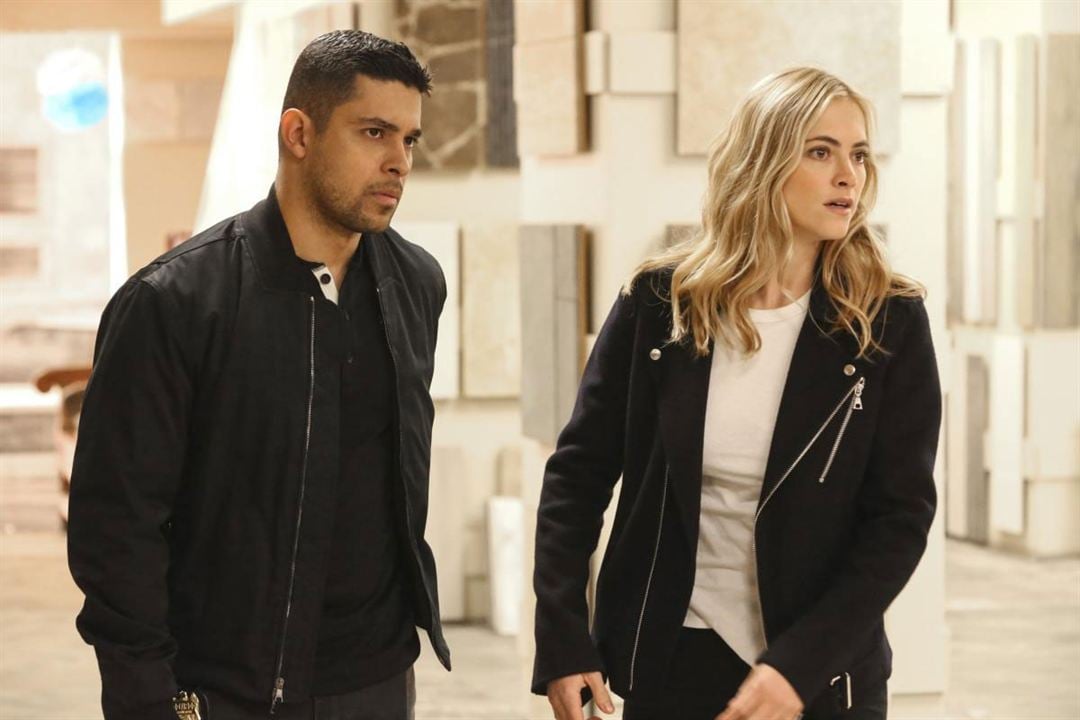 Fotoğraf Wilmer Valderrama, Emily Wickersham