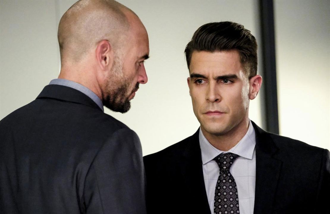 Fotoğraf Josh Segarra, Paul Blackthorne