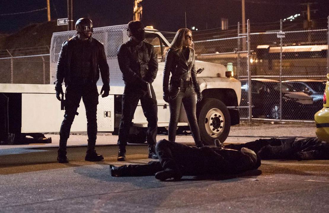 Fotoğraf Stephen Amell, David Ramsey, Juliana Harkavy