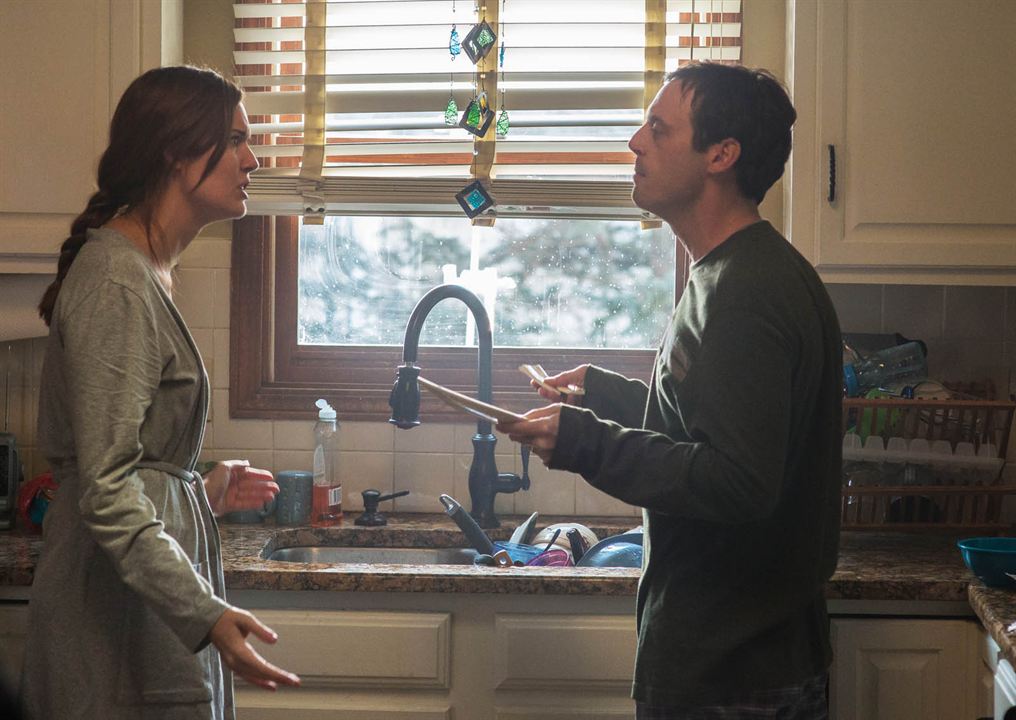 Aftermath : Fotoğraf Scoot McNairy, Hannah Ware