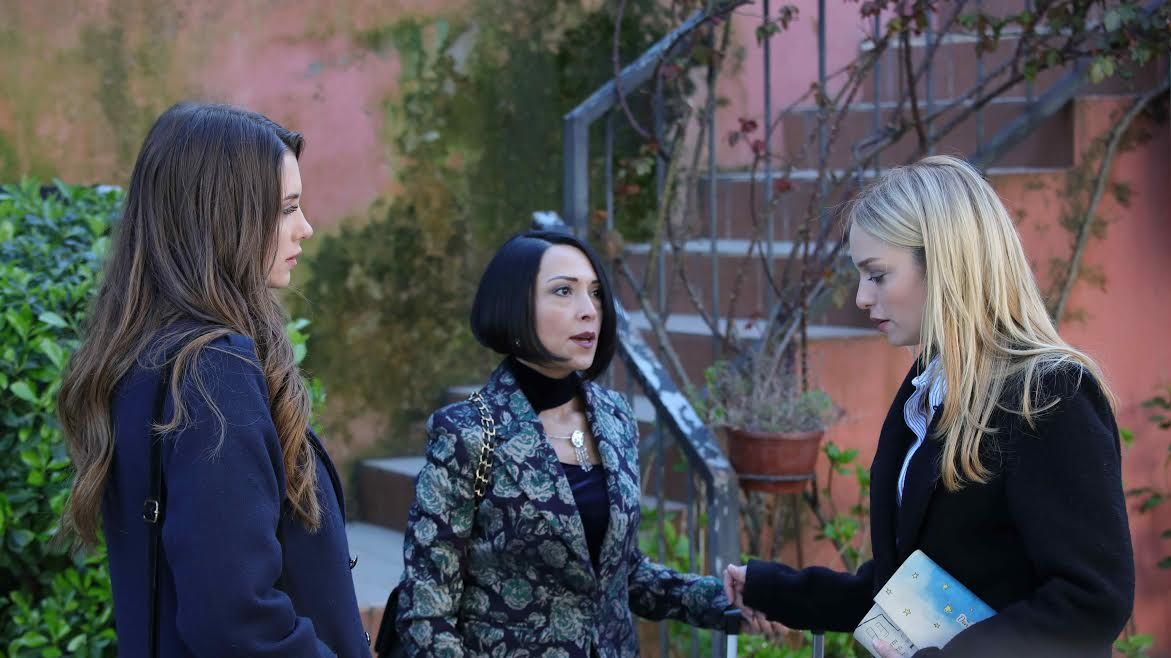 Bu Şehir Arkandan Gelecek : Fotoğraf