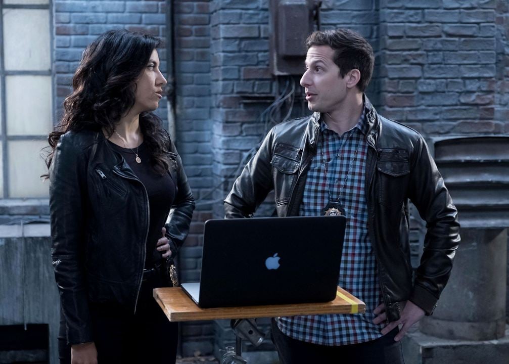 Brooklyn Nine-Nine : Fotoğraf Andy Samberg, Stephanie Beatriz