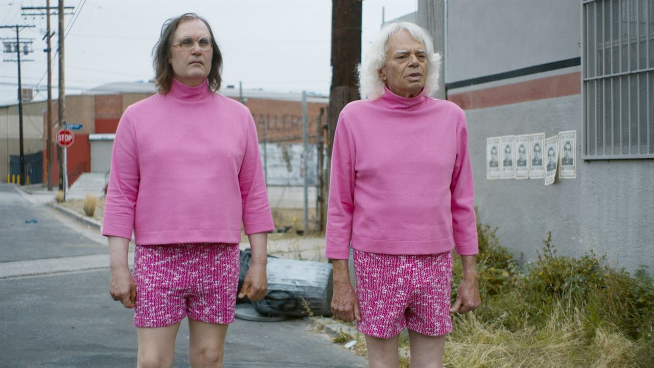 The Greasy Strangler : Fotoğraf Michael St. Michaels, Sky Elobar