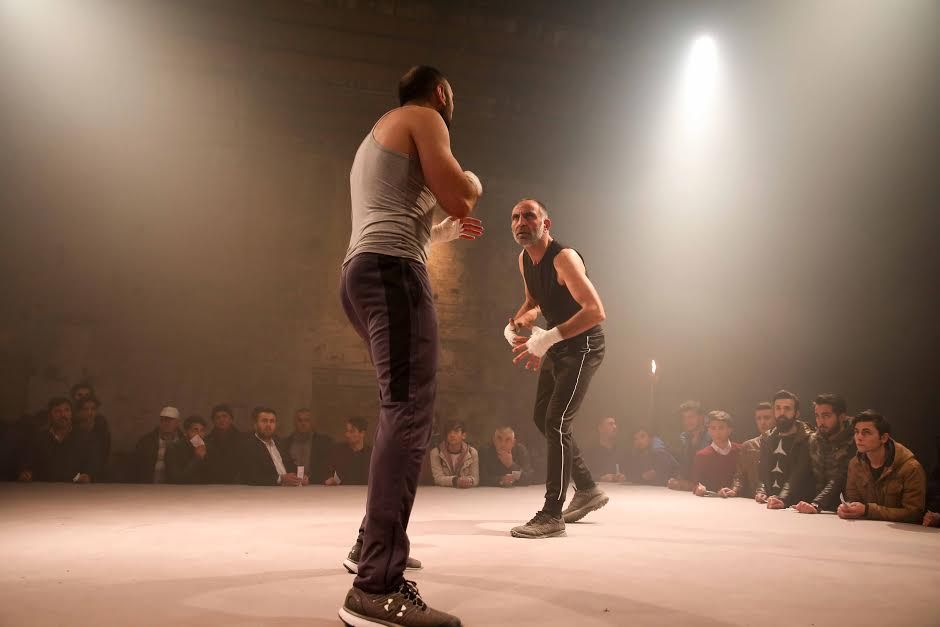 Bu Şehir Arkandan Gelecek : Fotoğraf