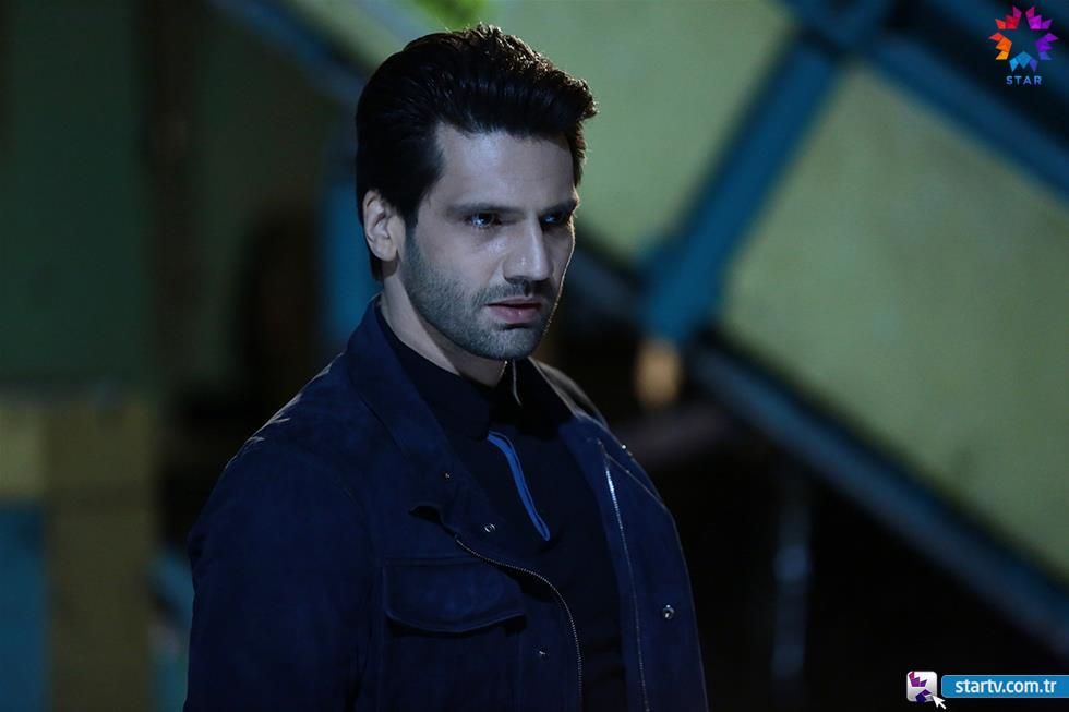 Kara Sevda : Fotoğraf