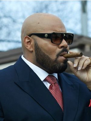 Afiş Dominic L. Santana