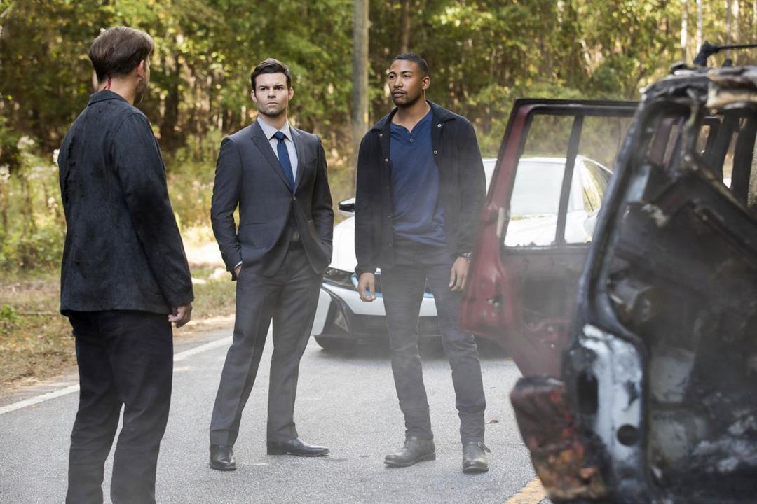 Fotoğraf Charles Michael Davis, Daniel Gillies, Matt Davis