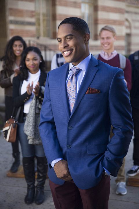 Fotoğraf Brandon P Bell