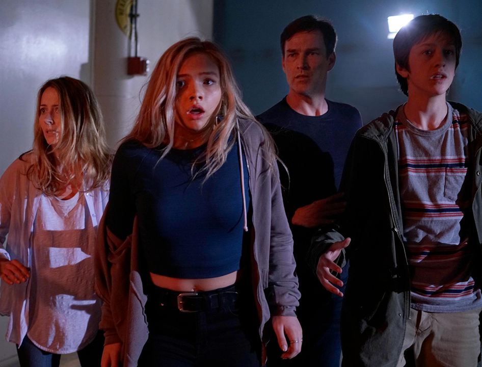 The Gifted : Fotoğraf Stephen Moyer, Amy Acker, Natalie Alyn Lind, Percy Hynes-White