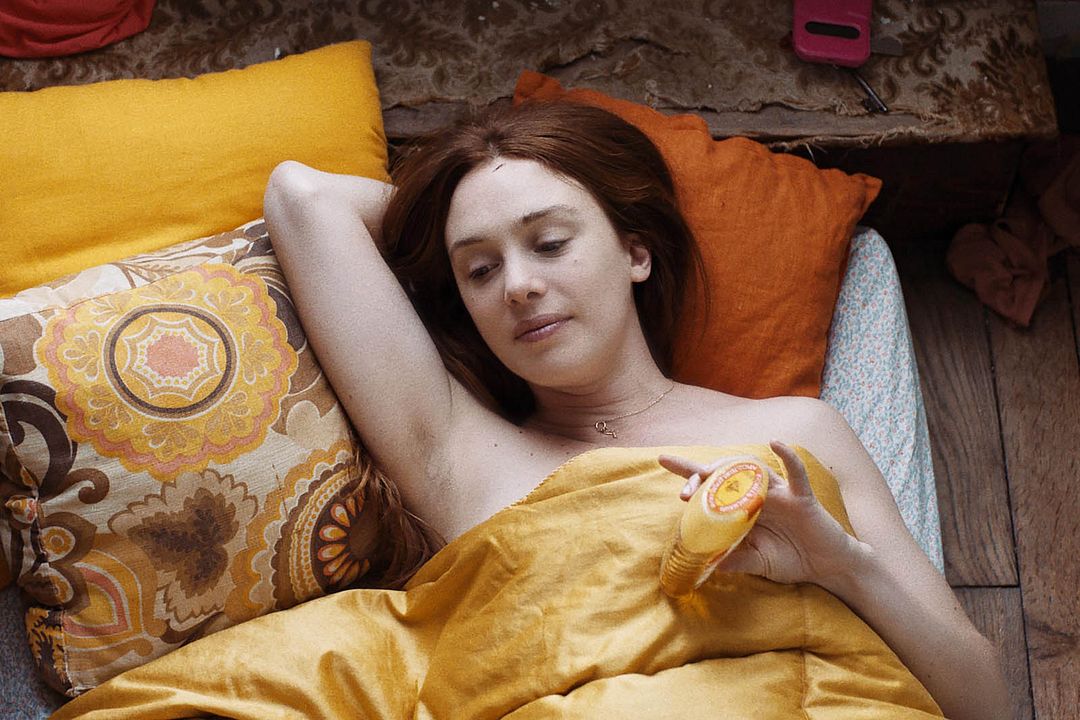 Jeune Femme : Fotoğraf Laetitia Dosch