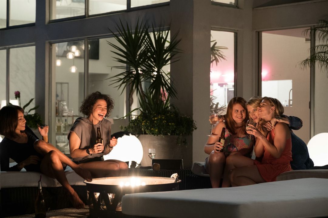 Kızlar Gecesi : Fotoğraf Zoë Kravitz, Scarlett Johansson, Jillian Bell, Ilana Glazer, Kate McKinnon