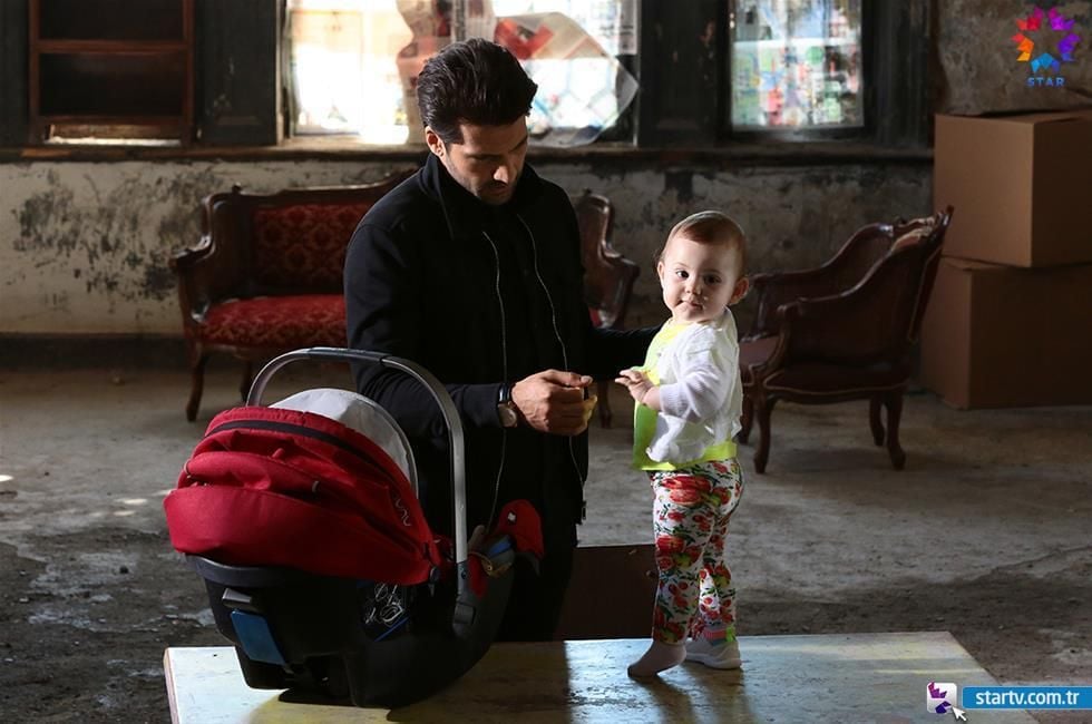 Kara Sevda : Fotoğraf